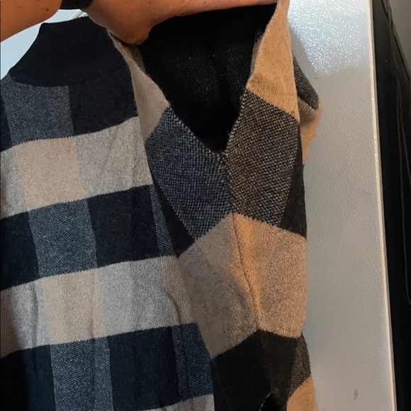 Note di Anita Women’s One Size Wool Cashmere Blend Chic Black Tan Poncho - Picture 6 of 6